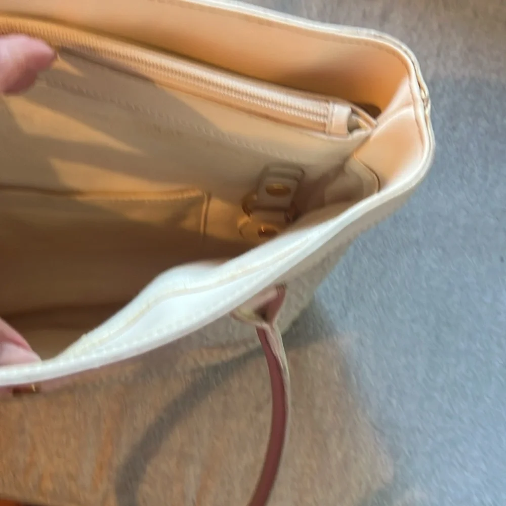 Etienne Aigner Cream Tote Bag - Picture 9 of 12